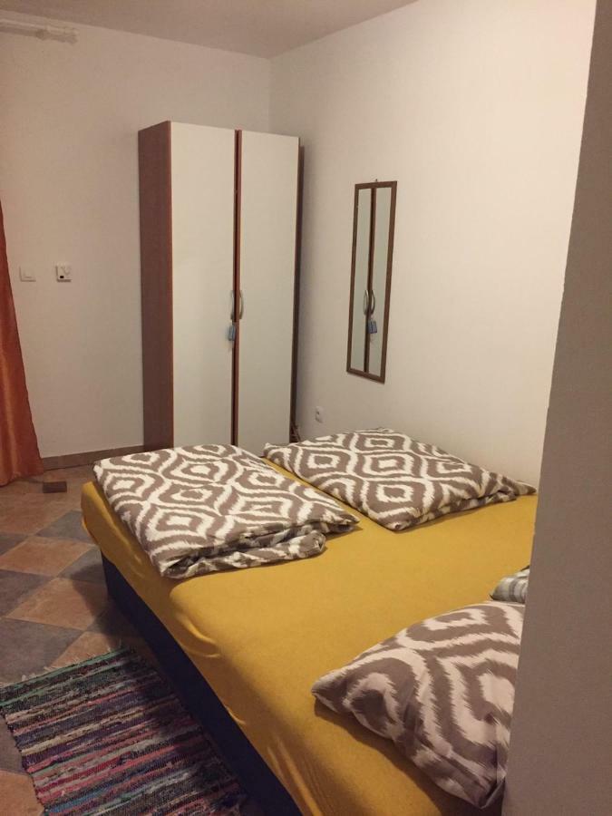 Studio Apartments Mt Шмирка Екстер'єр фото